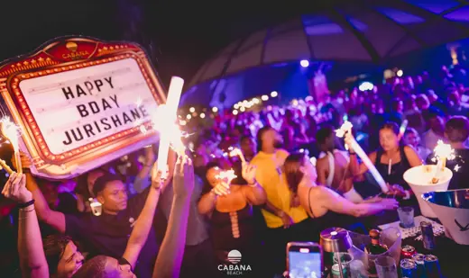Hora feliz - Cabana Beach